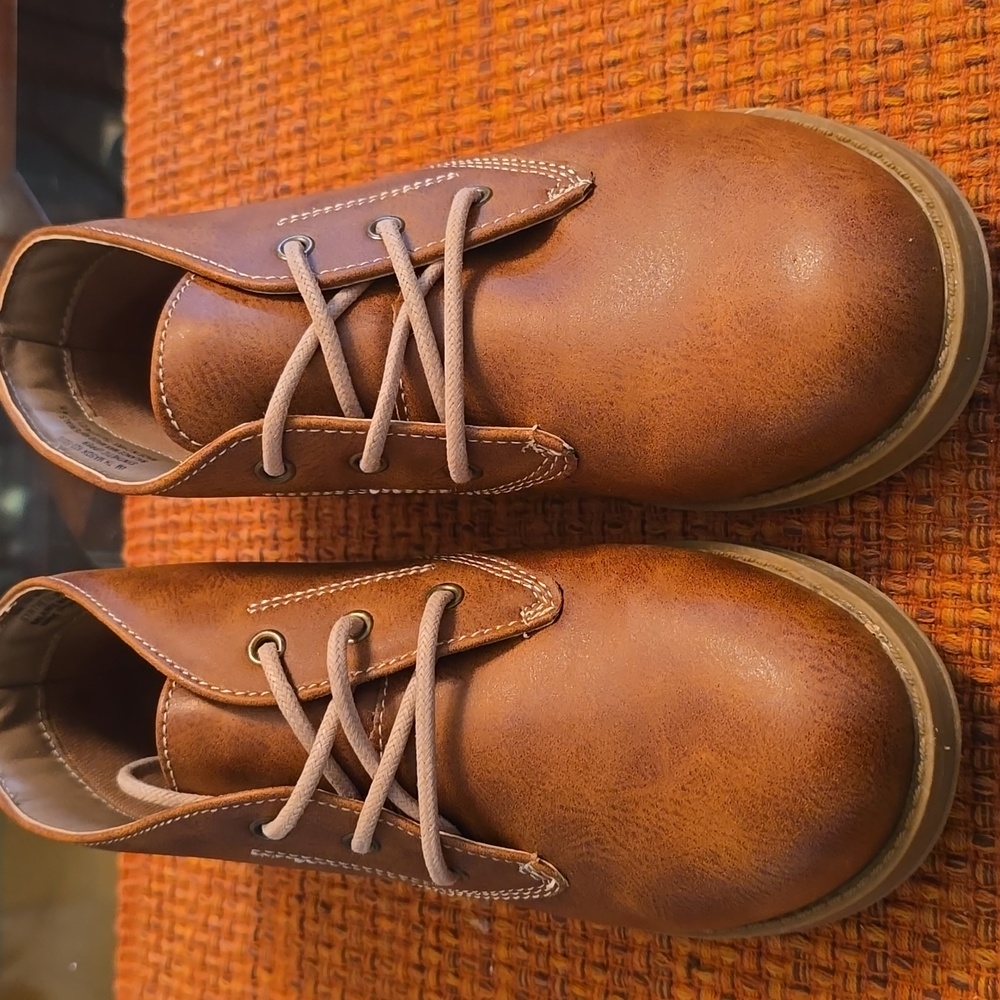 BOY'S BROWN LACE UP SHORT BOOT SHOE SIZE 5